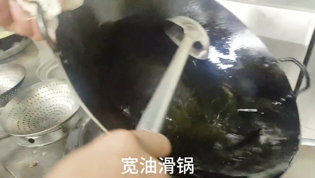 无鱼不成宴这应该是团年宴上最霸气的一道红烧菜了